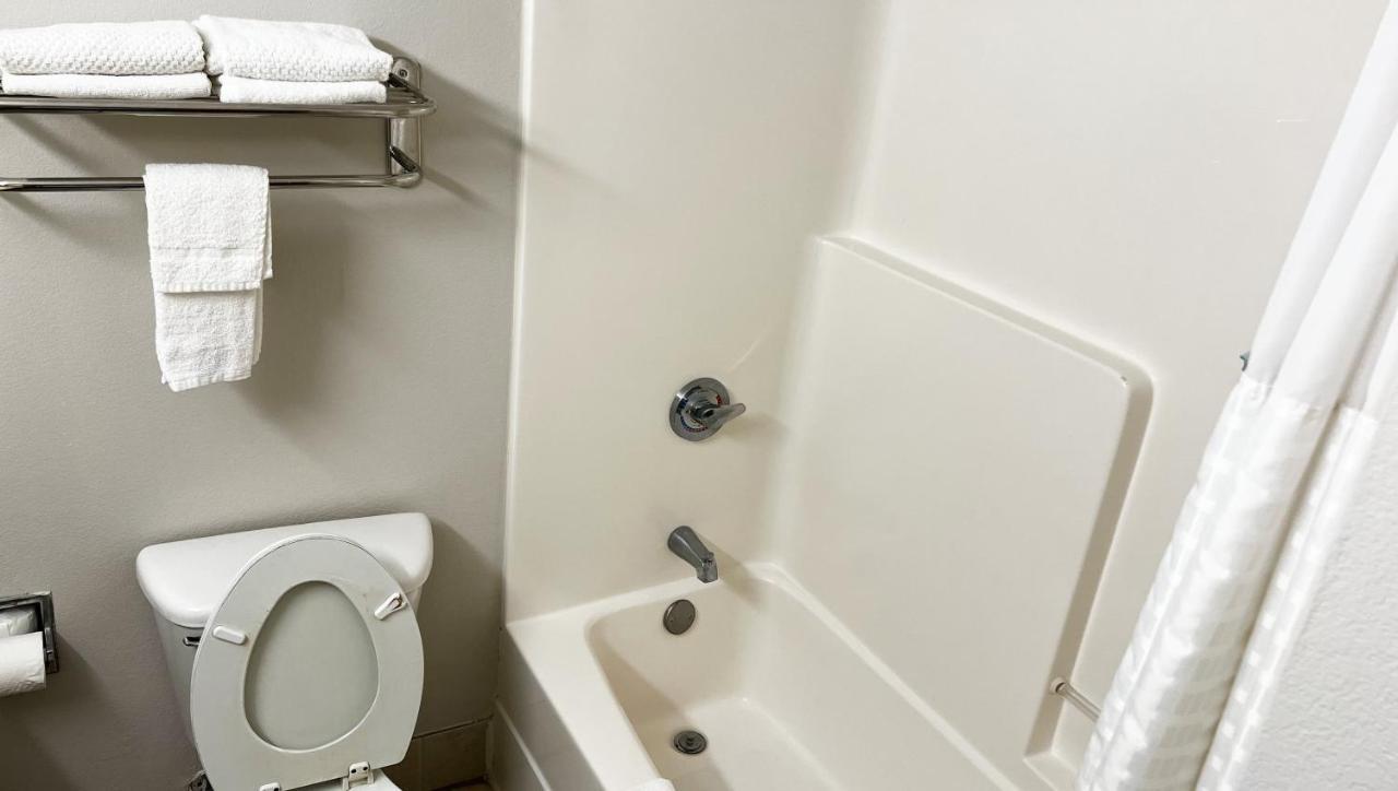 Super Inn & Suites Filadelfia Zewnętrze zdjęcie